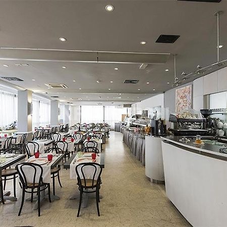 Hotel Genty Римини Экстерьер фото