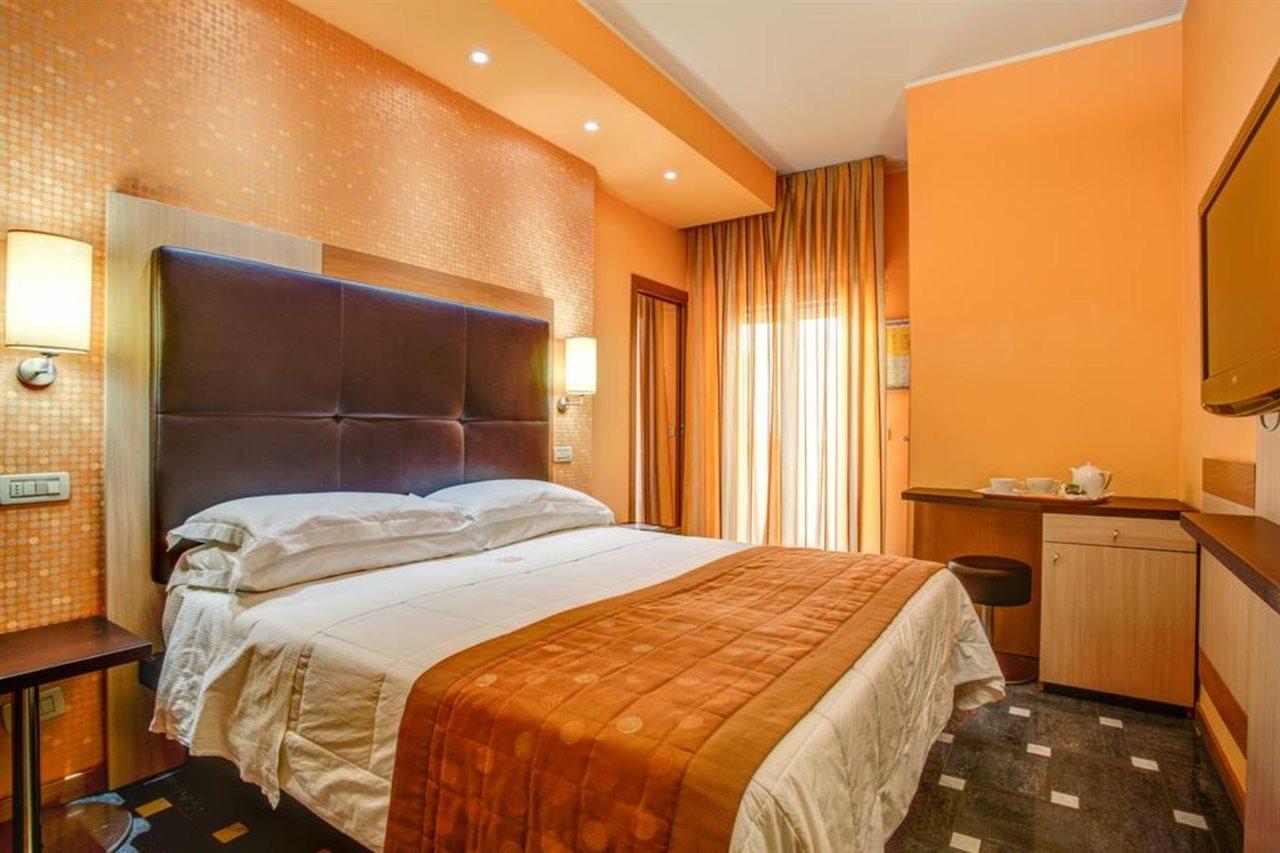 Hotel Genty Римини Экстерьер фото