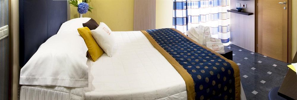 Hotel Genty Римини Экстерьер фото