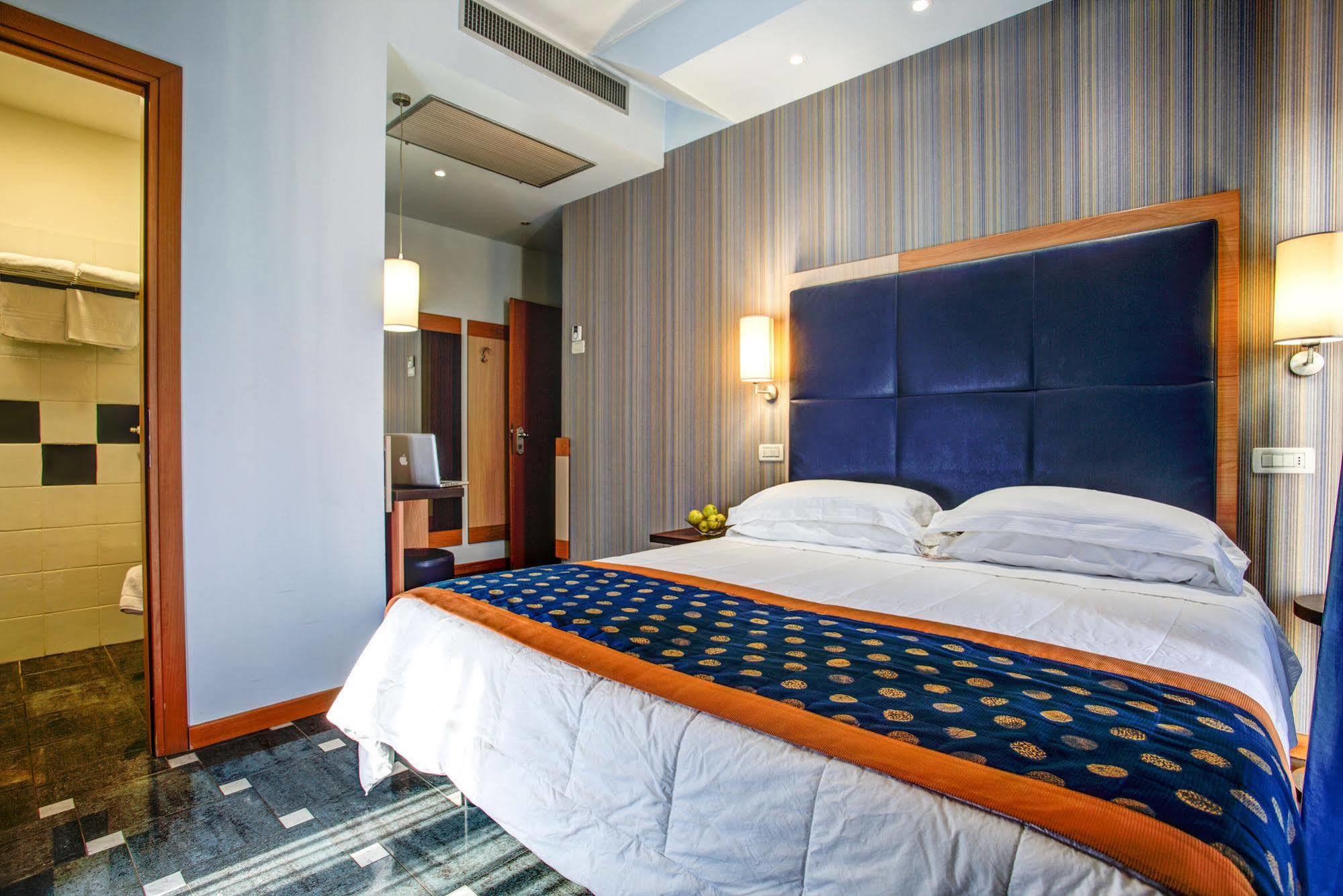 Hotel Genty Римини Экстерьер фото